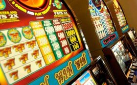 Ikan Jackpot slot game interface on dragonslots mobile app